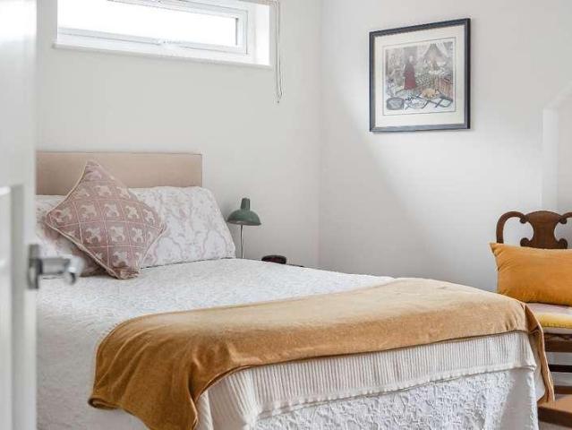 House for sale in St Margarets, Greater London