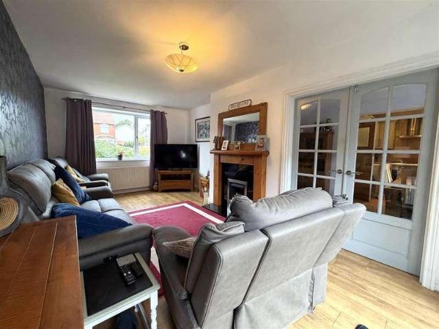 House for sale in Dobb Brow, Bolton