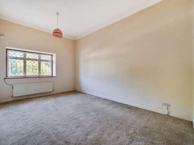 House for sale in Staines-upon-Thames, Surrey