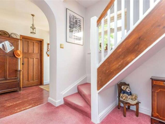 House for sale in Pitcombe