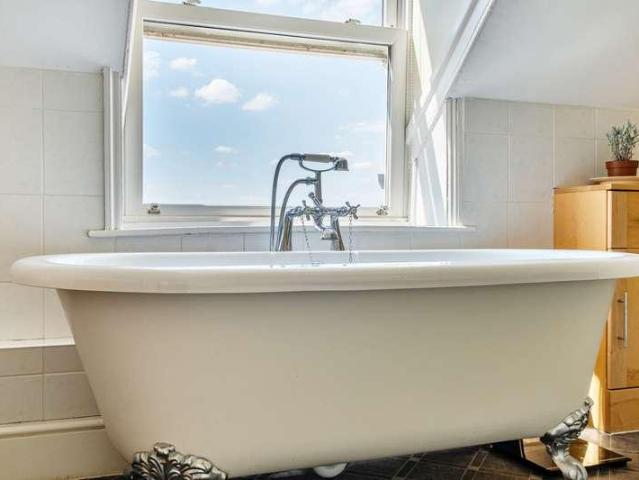 House for sale in Black Bourton, Oxfordshire