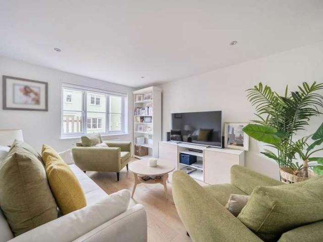 House for sale in Harp Hill, Cheltenham