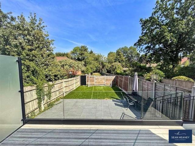 House for sale in New Barnet, Greater London