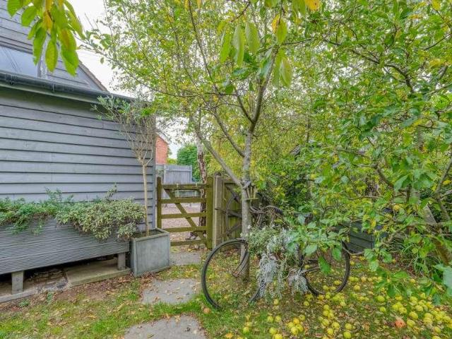 House for sale in Lydiate Ash, Bromsgrove