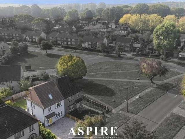 House for sale in Ingrave, Brentwood
