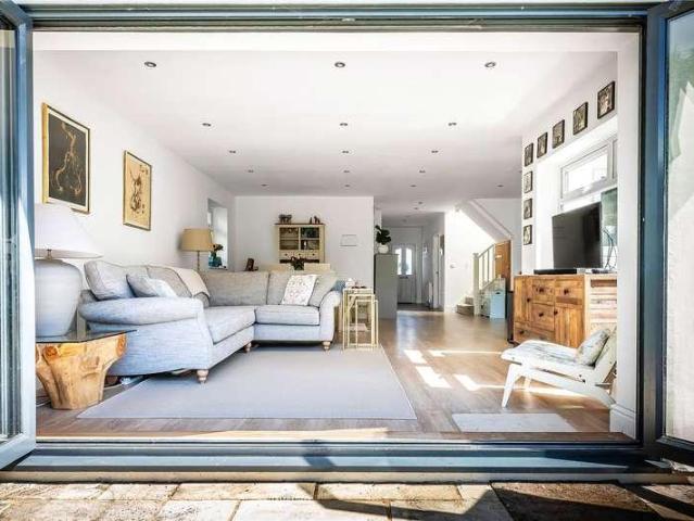 House for sale in Sevenoaks, The Butts