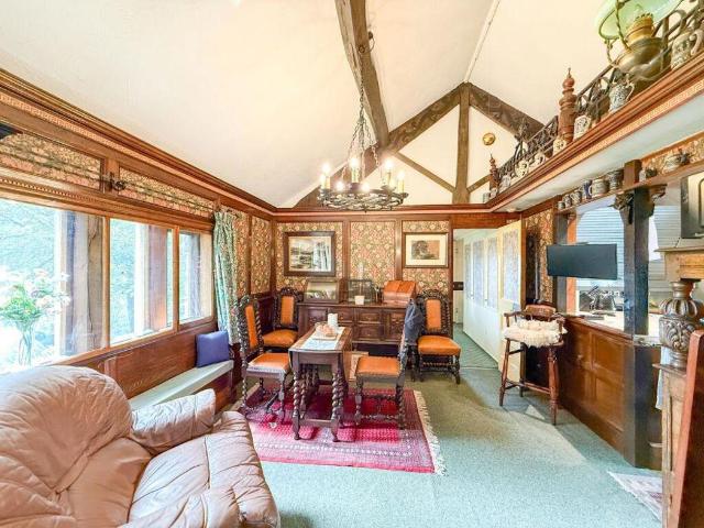 House for sale in South Crosland, West Yorkshire