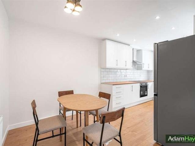 House for sale in Brunswick Park, Greater London