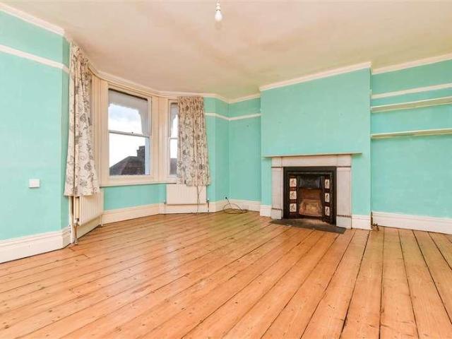 House for sale in East Cliff, Acol
