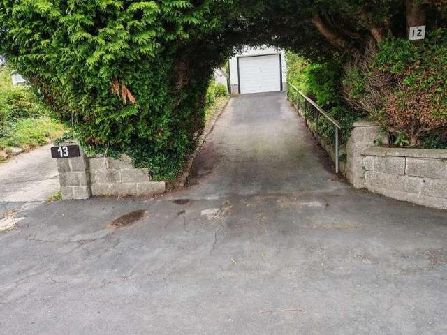 House for sale in Waun Fawr, Wales