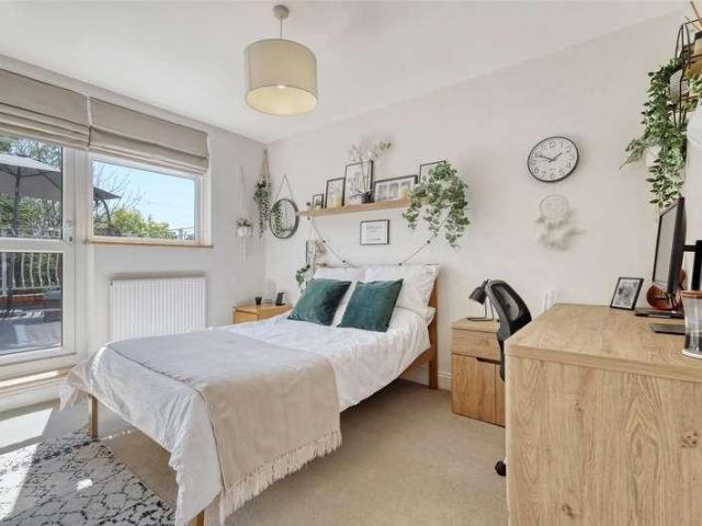House for sale in Southend-on-sea, SS1