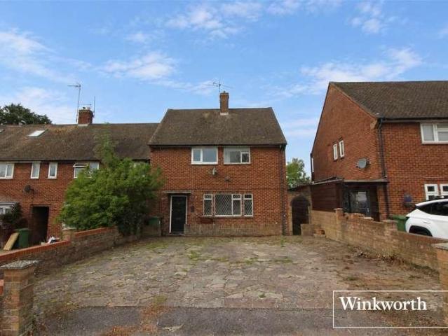House for sale in Borehamwood, Hertsmere