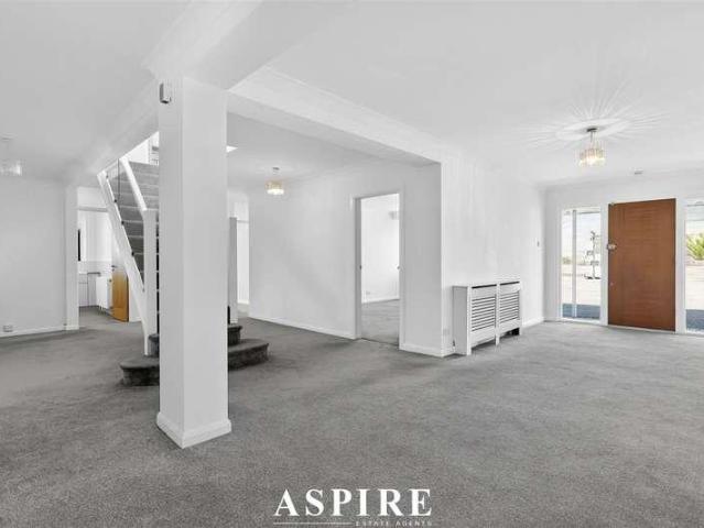 House for sale in Alton Barnes, Essex