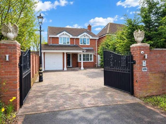 House for sale in Wall Heath, Dudley
