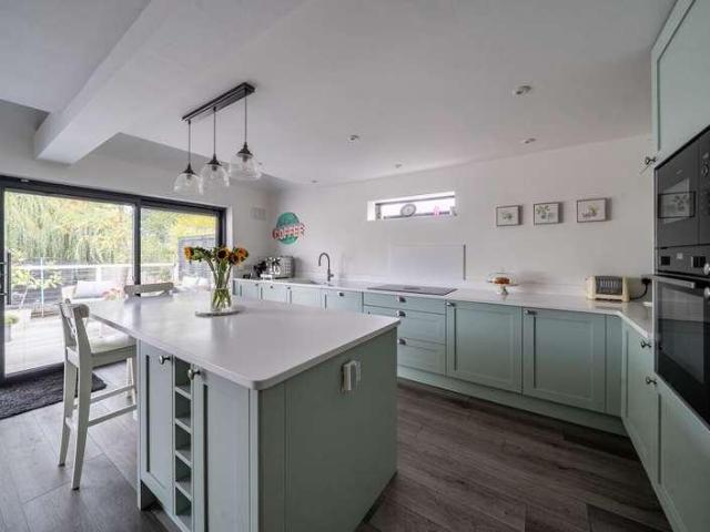 House for sale in Clewer Village, Windsor
