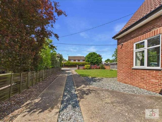 House for sale in Old Kesgrave, Eastbridge