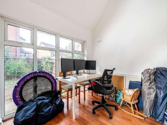 House for sale in Queen Elizabeth Park, Guildford