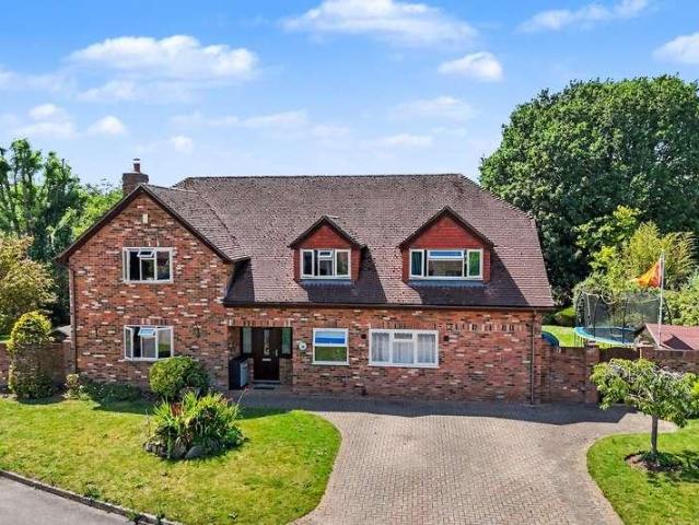 House for sale in Ashington, Poole