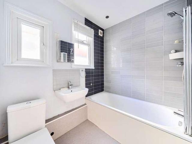 House for sale in London Borough of Croydon, Upper Norwood