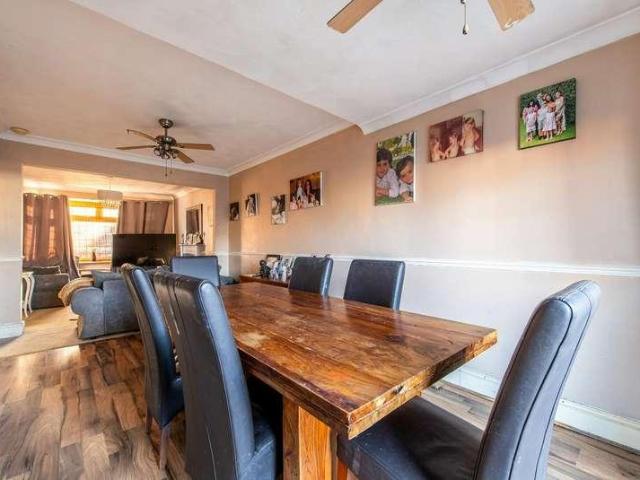 House for sale in Fleet Estate, Monks Orchard