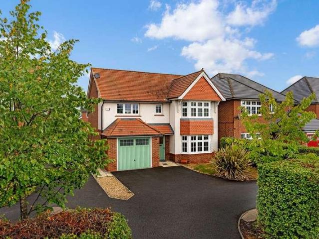 House for sale in Lunts Heath, Widnes