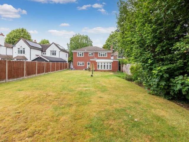 House for sale in Highway, Maidenhead