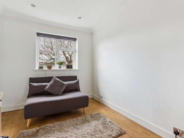 House for sale in Chalfont St. Peter, Denham