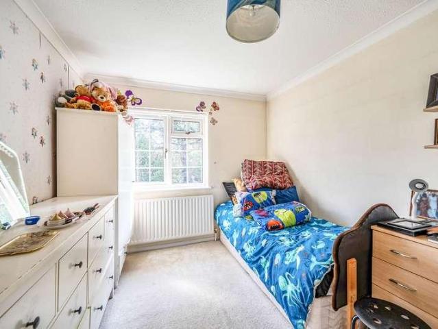 House for sale in Bushey Heath, Hertsmere