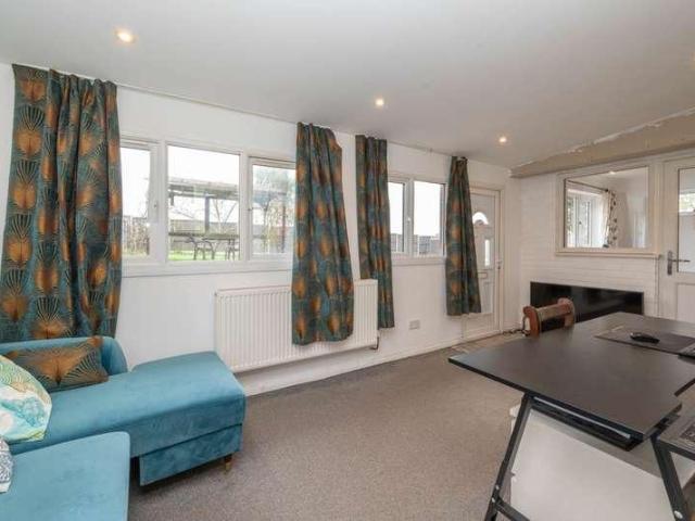 House for sale in Stuppington, The Bridge