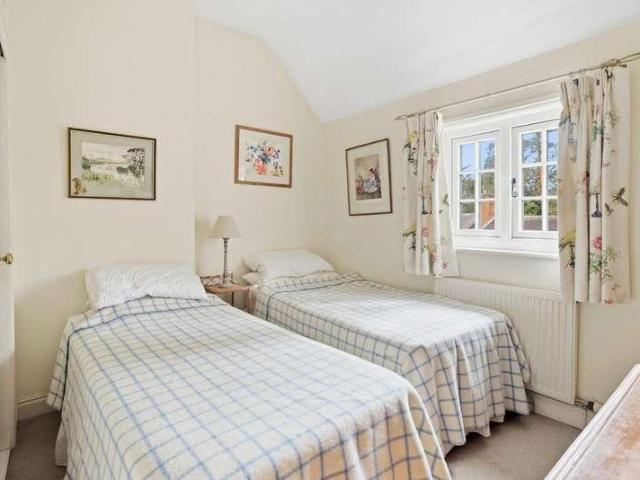 House for sale in Tiddington, Stratford-on-Avon