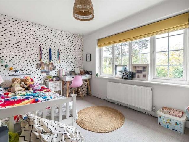 House for sale in Cranleigh, Waverley