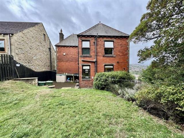 House for sale in Gawthorpe, Kirklees