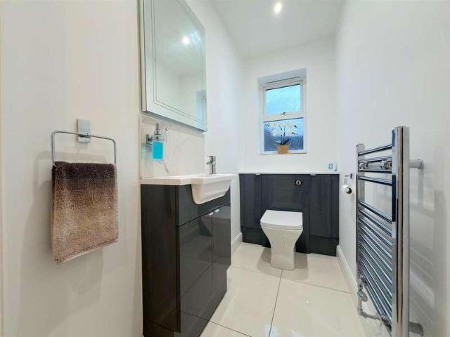 House for sale in Humberstone, Old Wharf