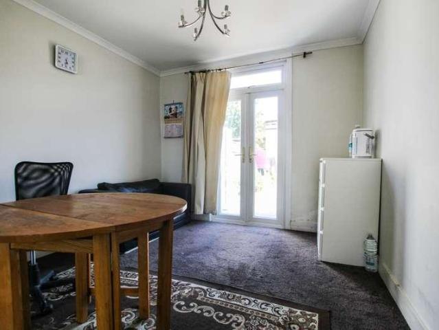 House for sale in Hayes, Greater London