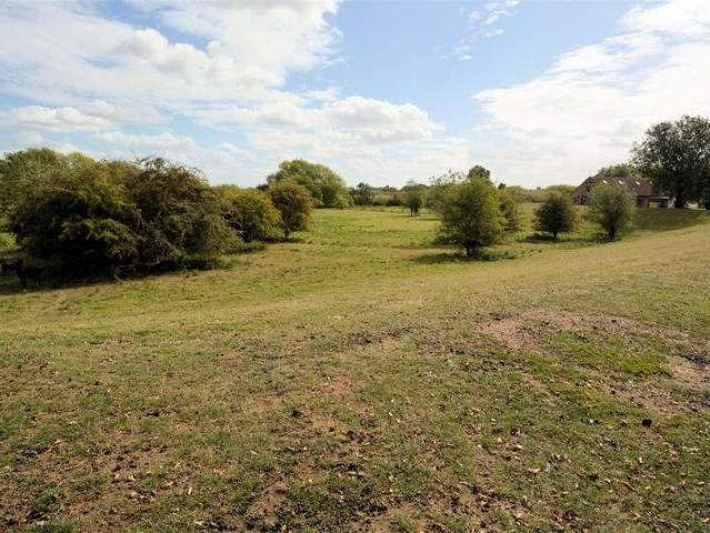 House for sale in Cawood, North Yorkshire