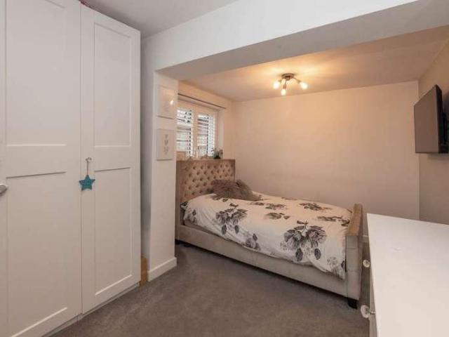 House for sale in Shalmsford Street, Canterbury