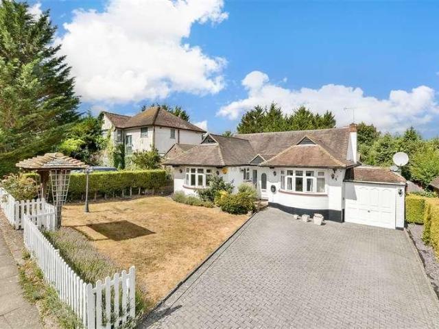 House for sale in Nork, Red Hill