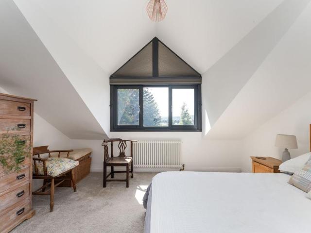 House for sale in Riddlesden, West Yorkshire
