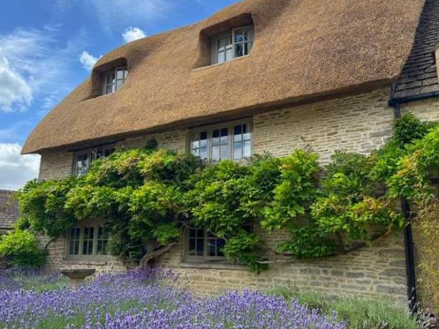 House for sale in Black Bourton, Oxfordshire
