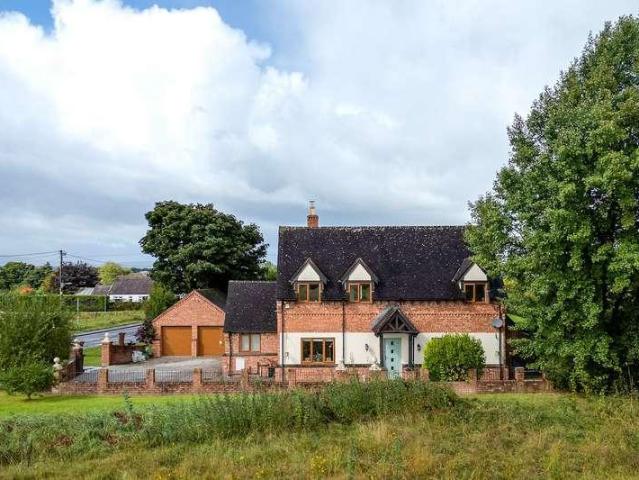 House for sale in Buckley, Buckley Mountain