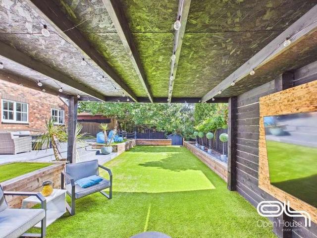 House for sale in Wimblebury, Chadsmoor