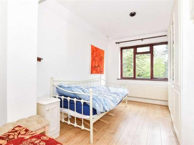 House for sale in Midway, Kent