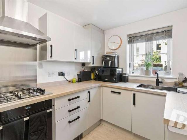 House for sale in Thames View, Greater London