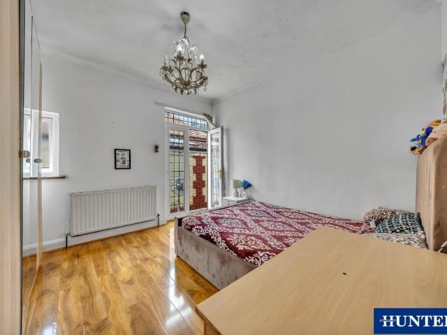House for sale in Marks Gate, Greater London