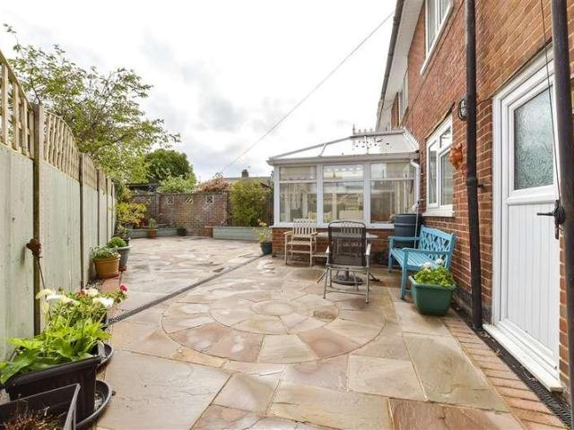 House for sale in Ash, Kent