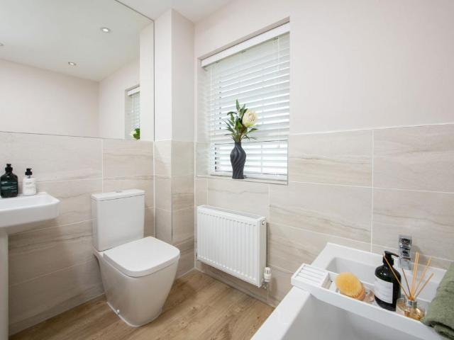 House for sale in Lunt, Buckley Hill