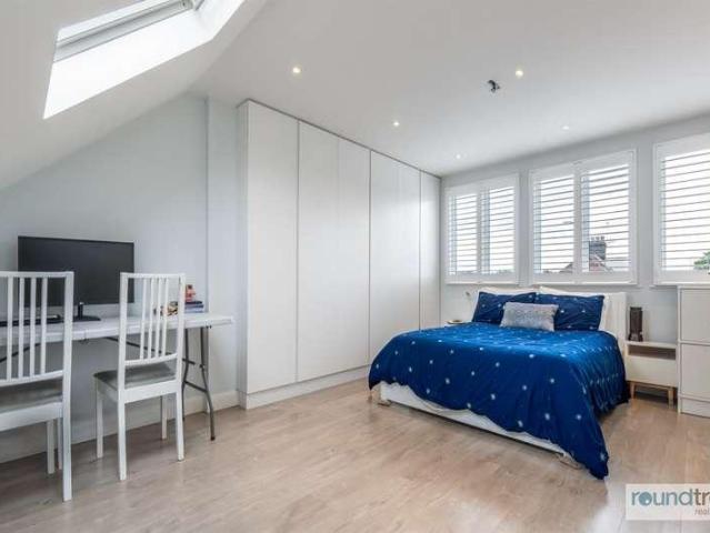 House for sale in Hendon, Greater London