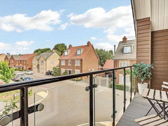 House for sale in Olney