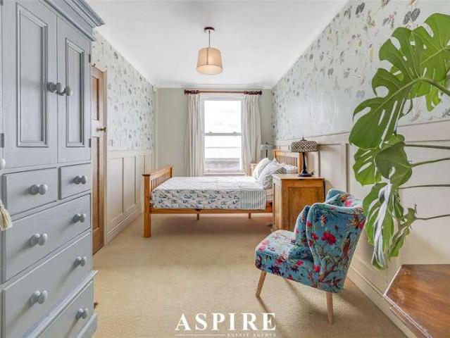 House for sale in Kursaal Estate, Alton Barnes