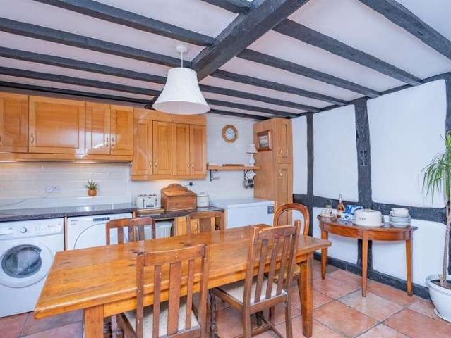 House for sale in Tewkesbury, Longdon